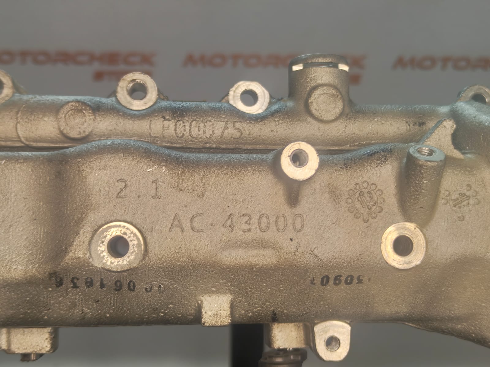 Colector de escape LF00075