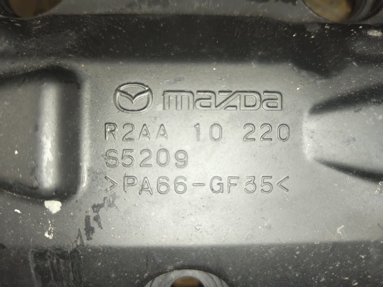 Tapa de balancines R2AA 10 220