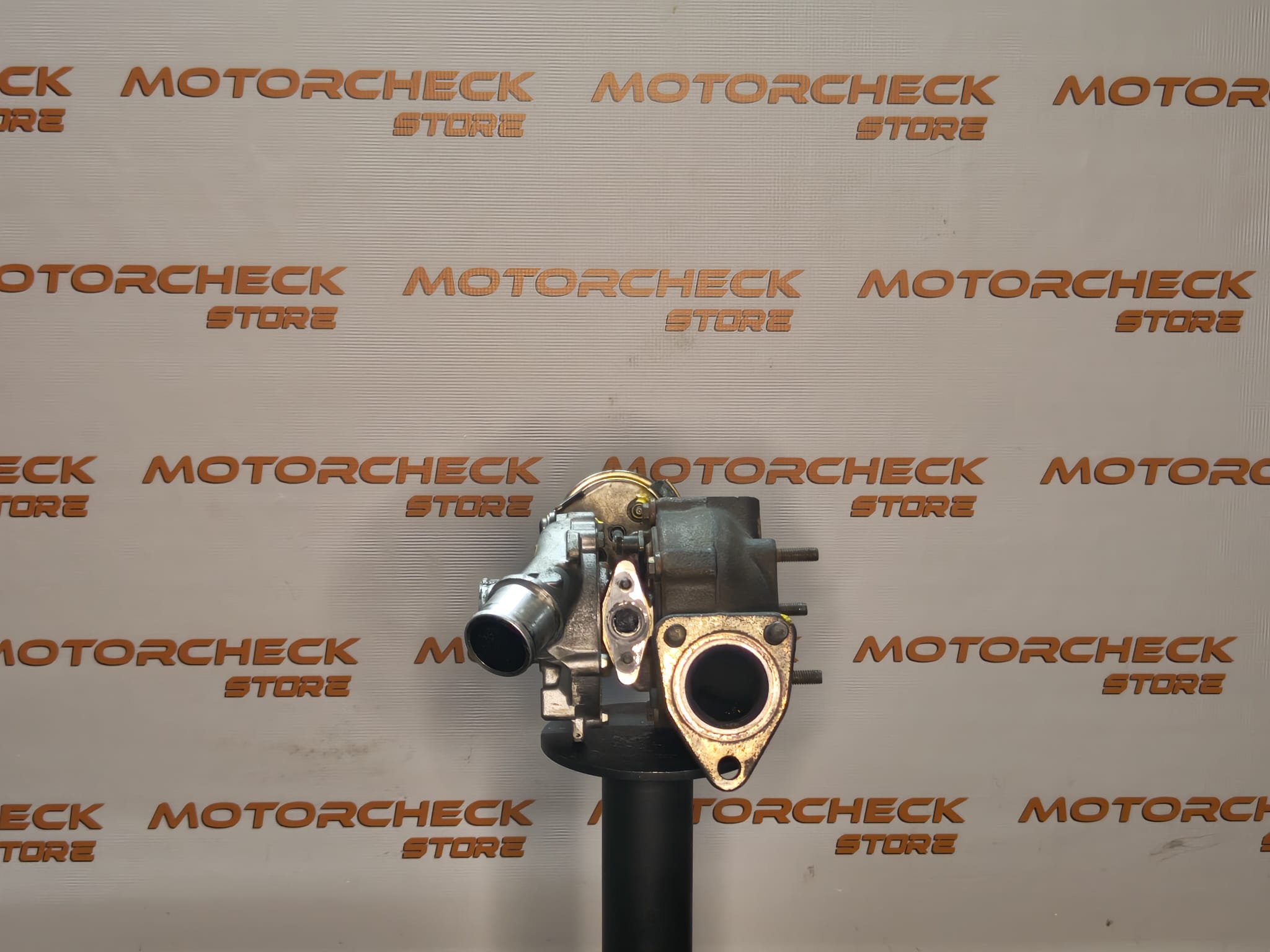 Turbocompresor 172010N020 (7559251)