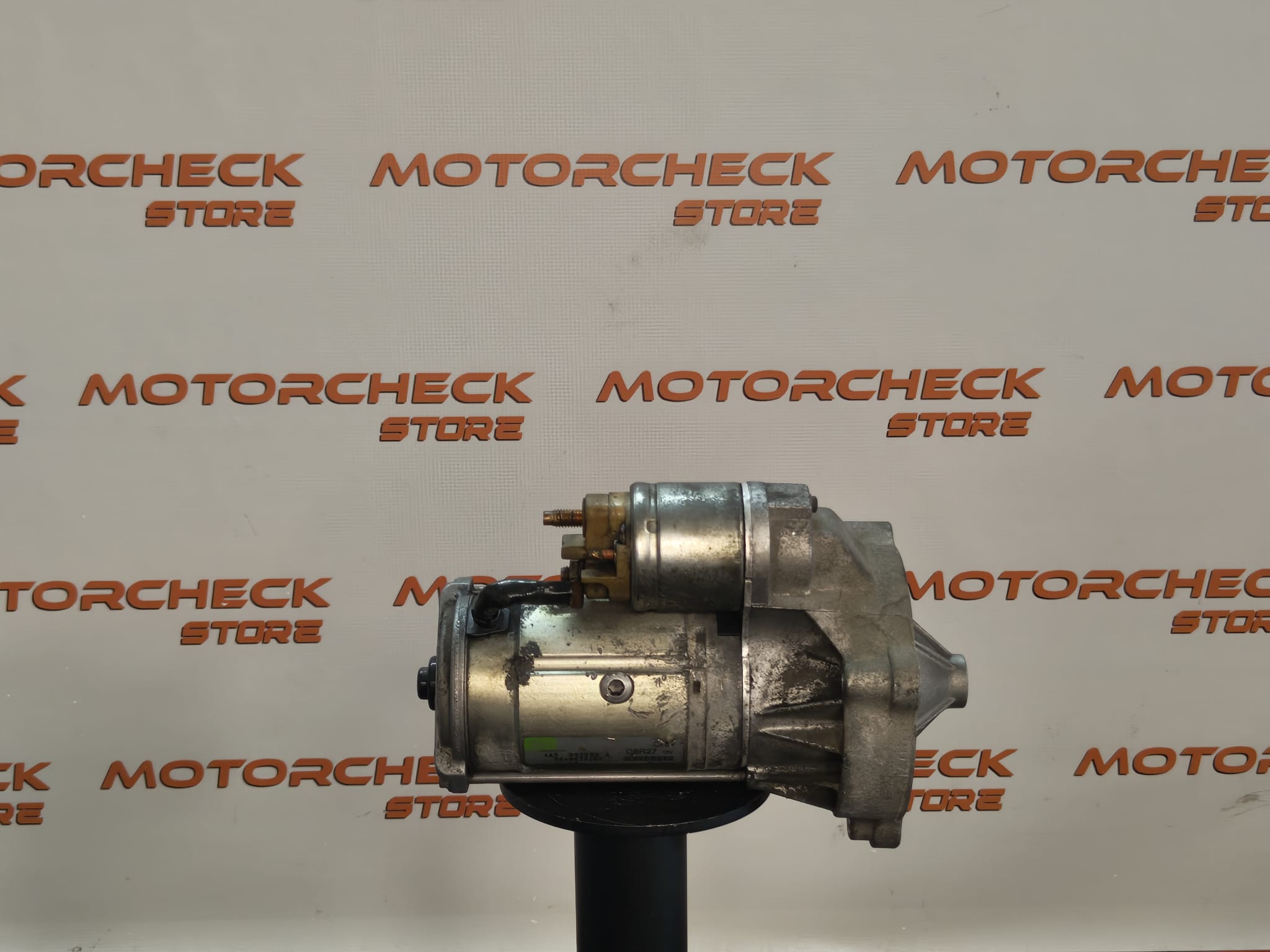 Motor de arranque D8R27