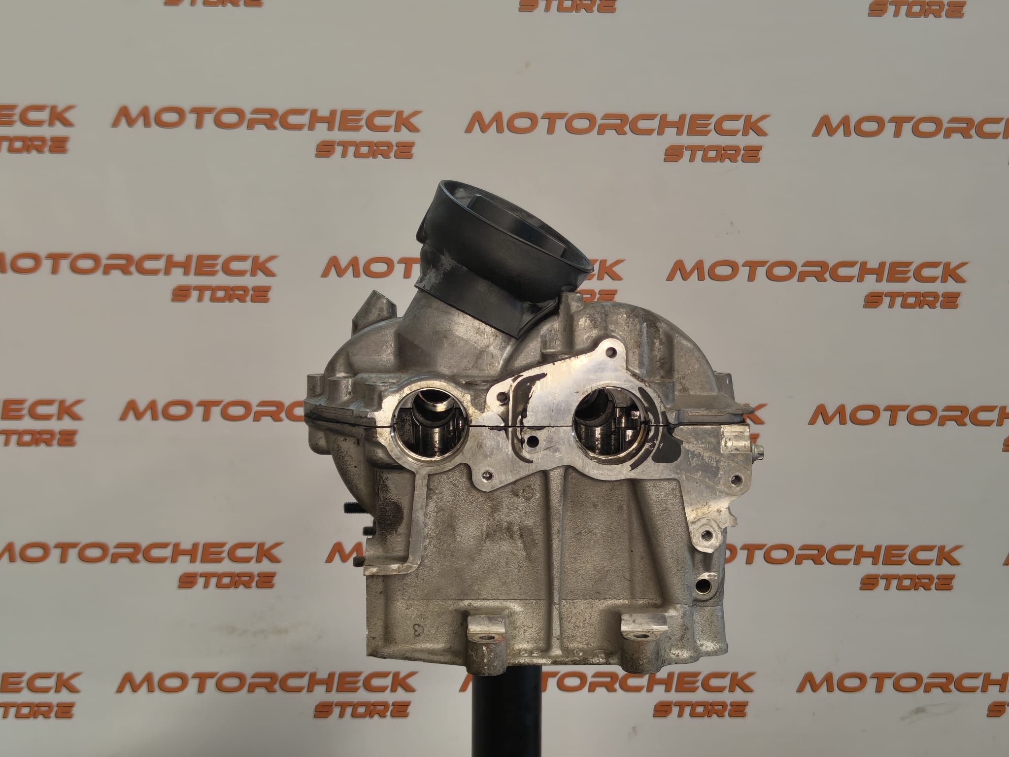 Culata R642016