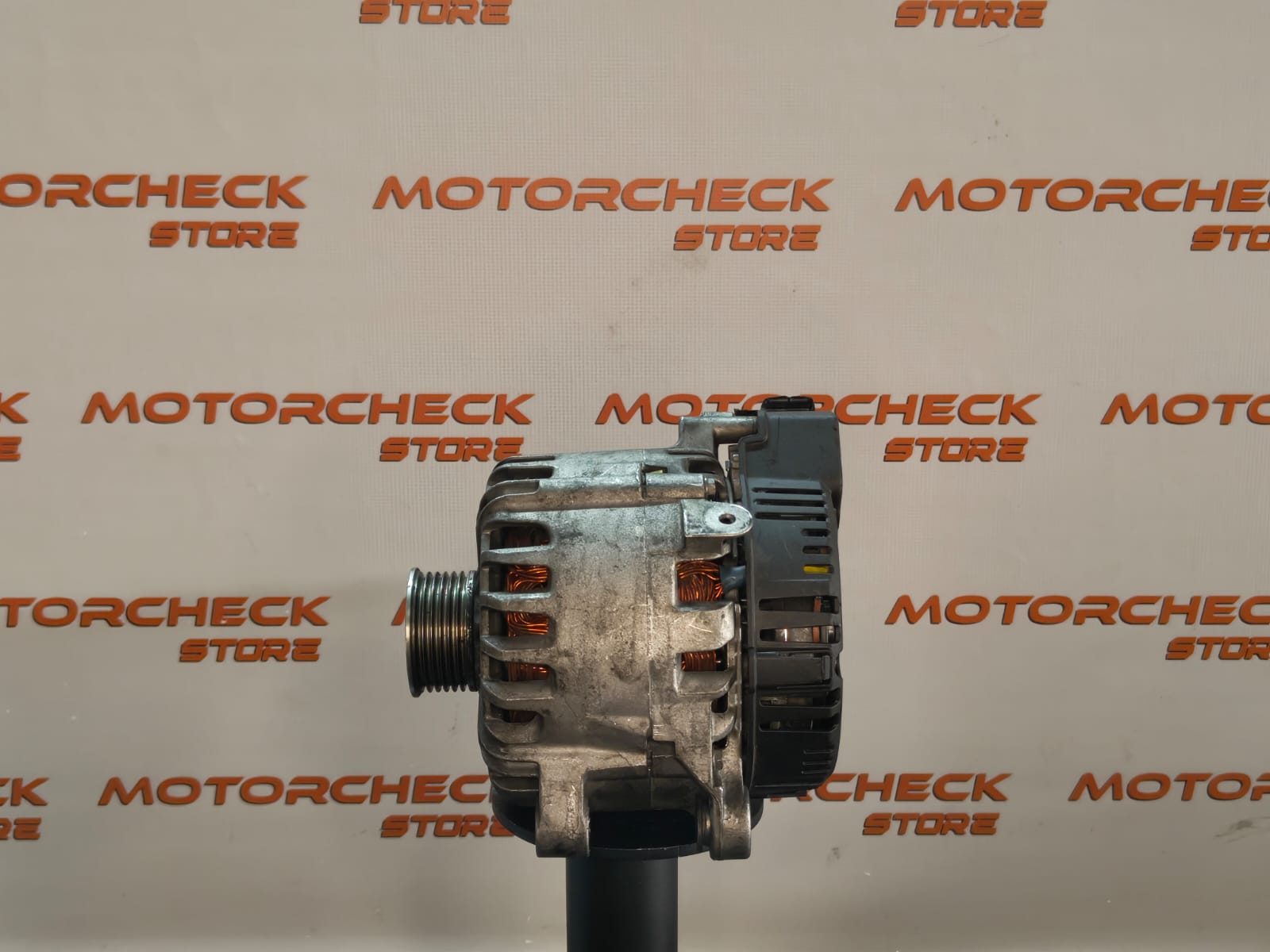 Alternador 9675753680-04