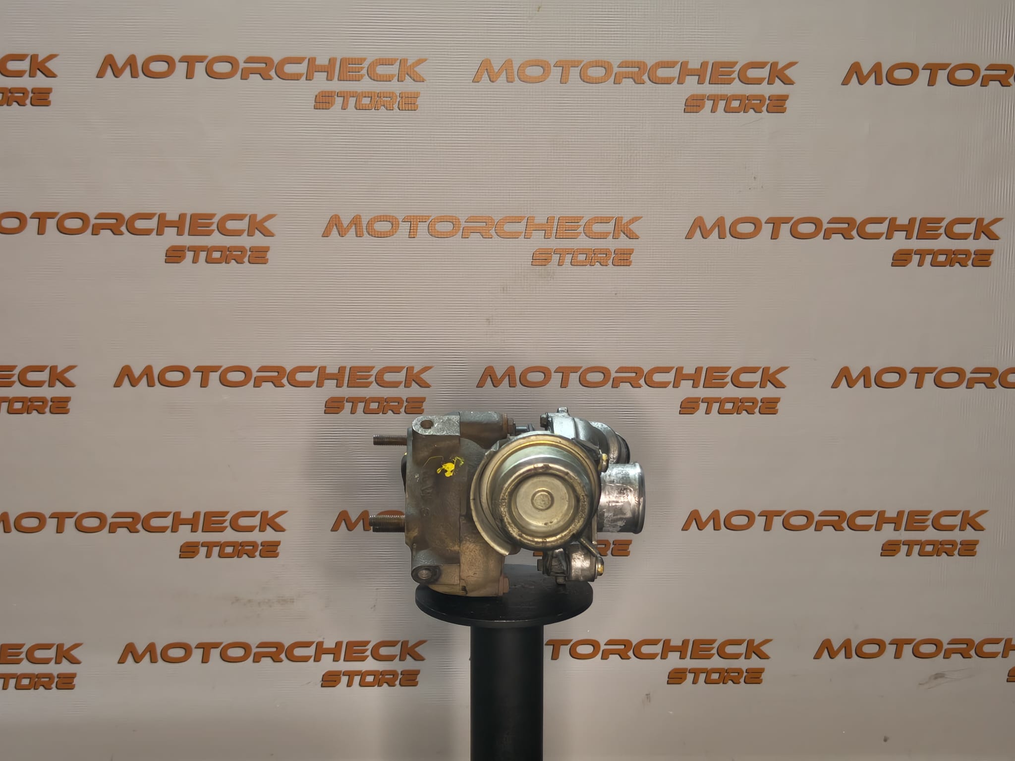 Turbocompresor 172010N020 (7559251)