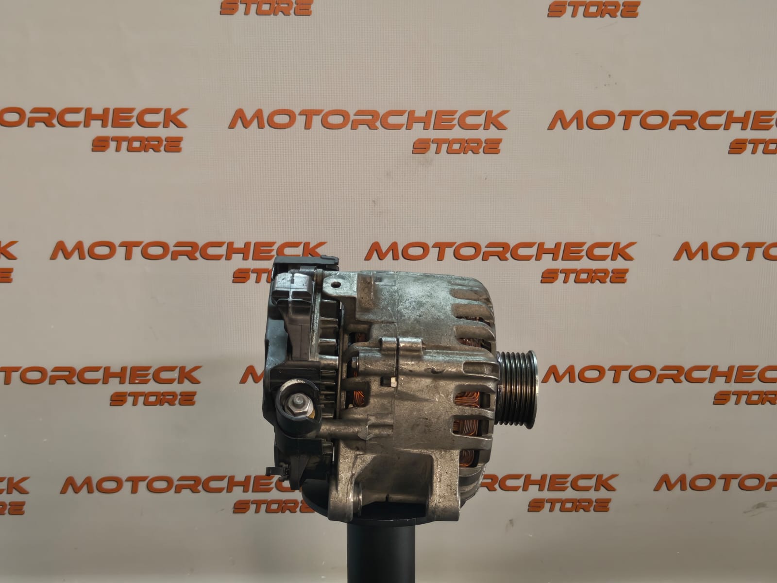 Alternador 9675753680-04