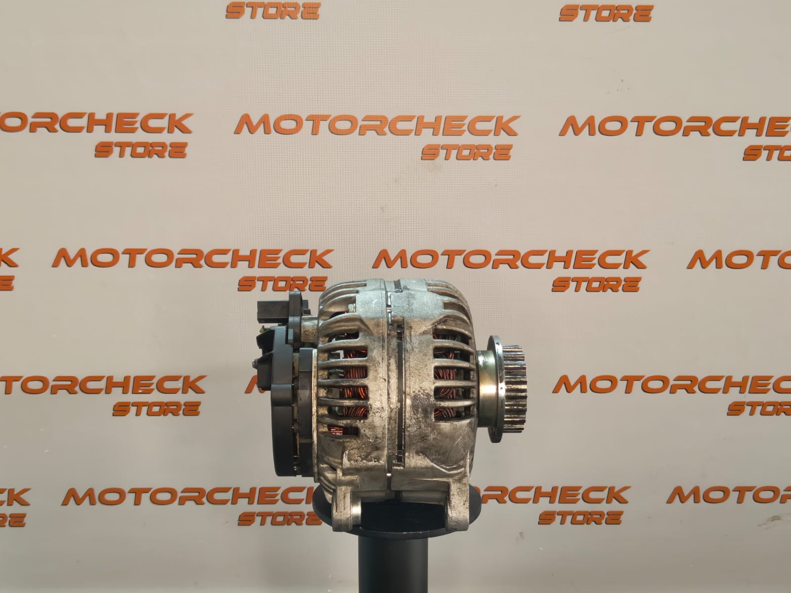 Alternador 0.124.615.031