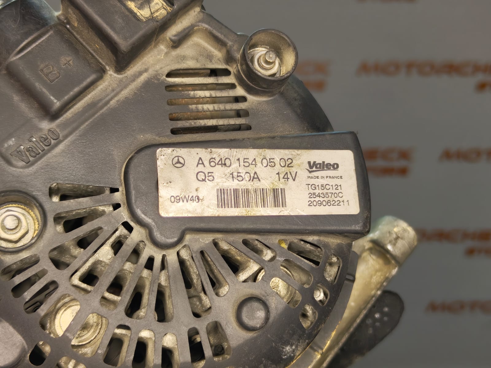 Alternador A 640 154 05 02